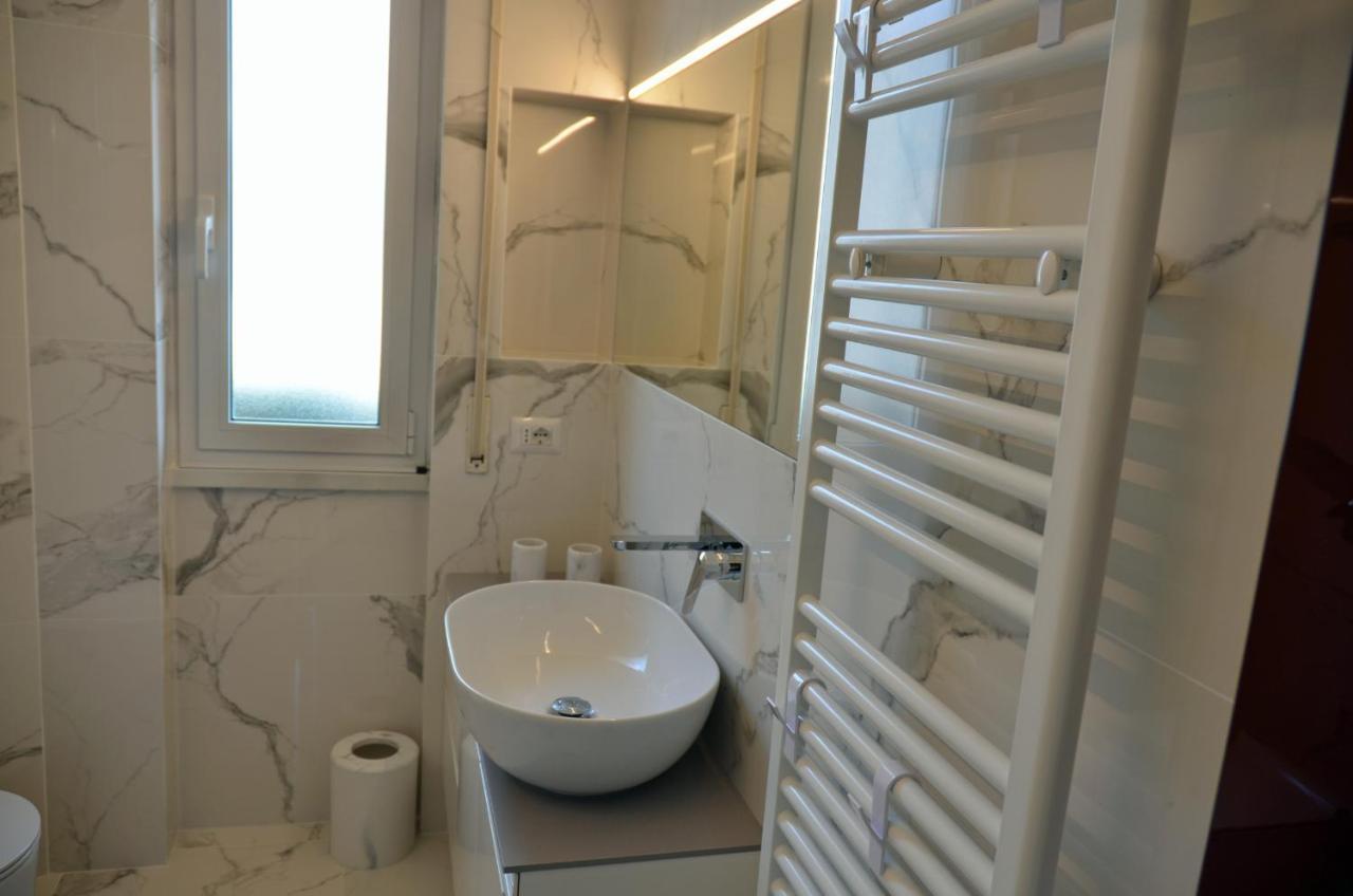 Youhosty - Savona 94 A Milan Bagian luar foto